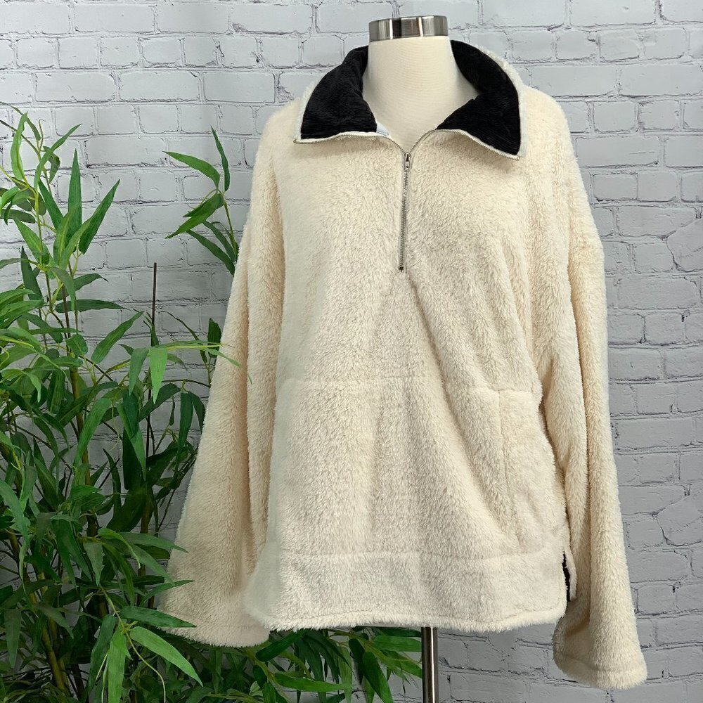 Umgee Cream Sherpa Oversized Fully Lined Pullover